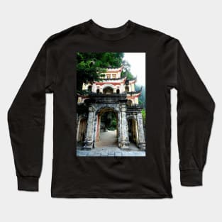Vietnam - Ninh Binh Tam Coc , Pagode de Bich Dong Long Sleeve T-Shirt